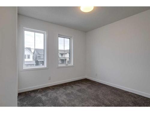 2095 Fowler Road Sw, Airdrie, AB - Indoor Photo Showing Other Room