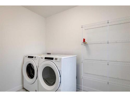 2095 Fowler Road Sw, Airdrie, AB - Indoor Photo Showing Laundry Room