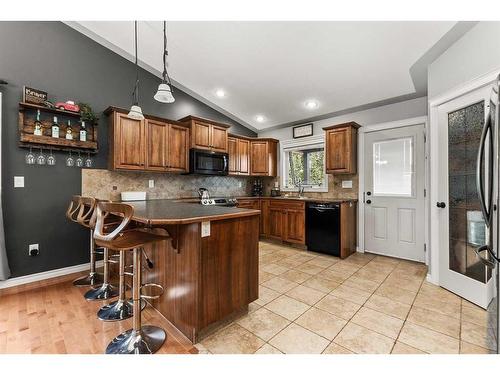 28 Van Dorp Street, Red Deer, AB - Indoor Photo Showing Kitchen