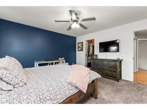 28 Van Dorp Street, Red Deer, AB - Indoor Photo Showing Bedroom