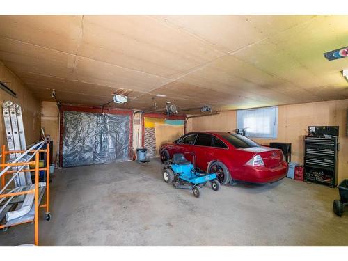 212 Macrae Street, Bawlf, AB - Indoor Photo Showing Garage