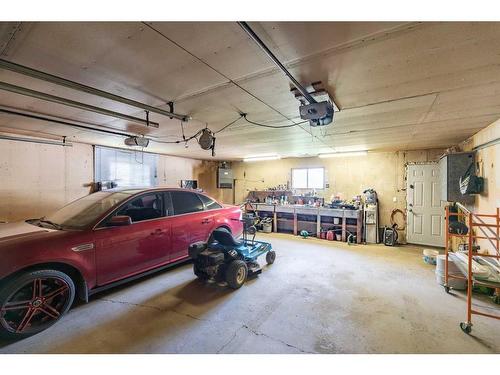 212 Macrae Street, Bawlf, AB - Indoor Photo Showing Garage