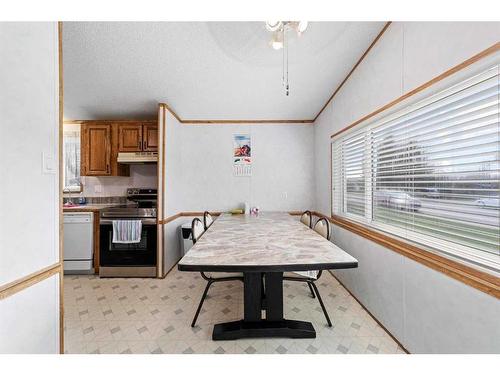 4810 52 Street, Sedgewick, AB - Indoor