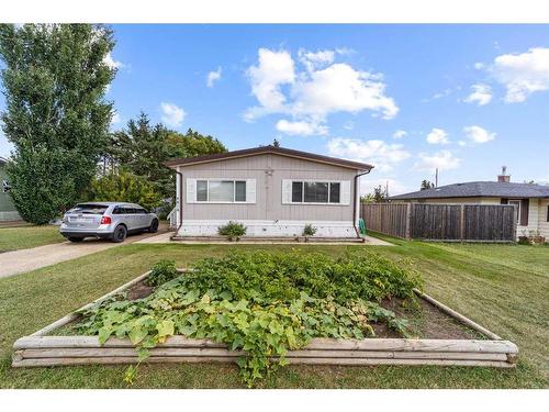 4810 52 Street, Sedgewick, AB - Outdoor