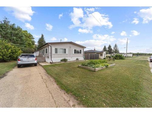 4810 52 Street, Sedgewick, AB - Outdoor