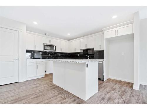 5135 53 Street, Lacombe, AB - Indoor Photo Showing Kitchen