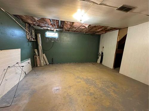 81 Metcalf Avenue, Red Deer, AB - Indoor Photo Showing Basement