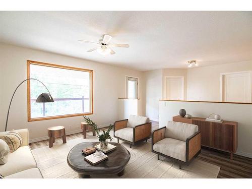 27 Jarvis Bay Drive, Jarvis Bay, AB - Indoor Photo Showing Living Room