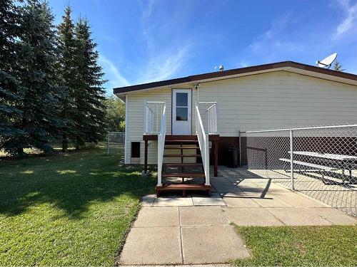 20319 Township Road 38-2, Rural Stettler No. 6, County Of, AB - Outdoor With Deck Patio Veranda