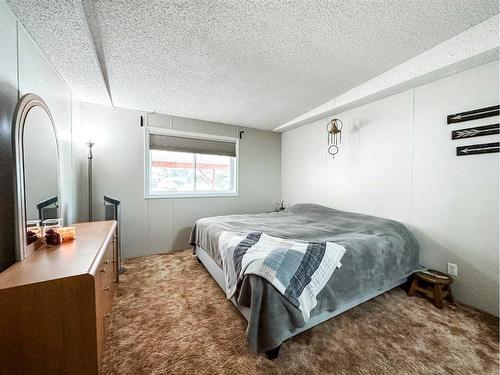 20319 Township Road 38-2, Rural Stettler No. 6, County Of, AB - Indoor Photo Showing Bedroom