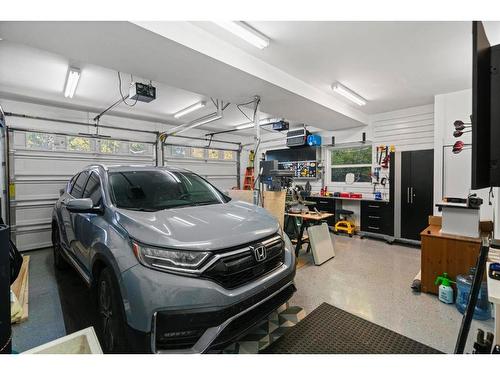 1709 Pratridge Drive, Rural Camrose County, AB - Indoor Photo Showing Garage