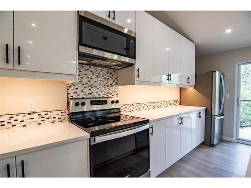 226-36078 Range Road 245 A, Rural Red Deer County, AB - Indoor Photo Showing Kitchen With Stainless Steel Kitchen With Upgraded Kitchen