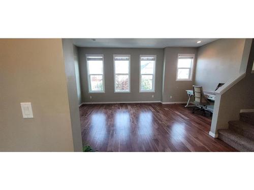 1073 New Brighton Grove Se, Calgary, AB - Indoor Photo Showing Other Room