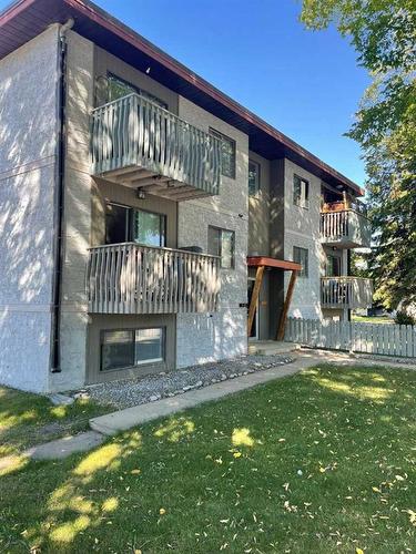 1-6-5804 58A Street, Red Deer, AB - Outdoor With Balcony