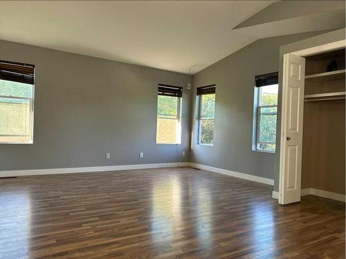 5800 56 Avenue, Red Deer, AB - Indoor Photo Showing Other Room