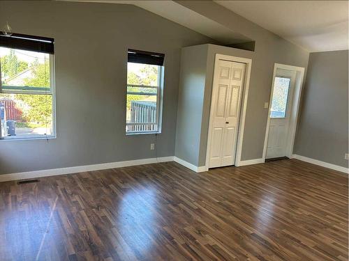 5800 56 Avenue, Red Deer, AB - Indoor Photo Showing Other Room