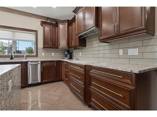 5507 28 Avenue, Camrose, AB - Indoor Photo Showing Kitchen