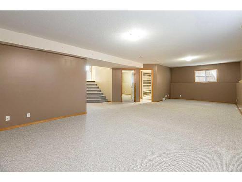 366 Duston Street, Red Deer, AB - Indoor