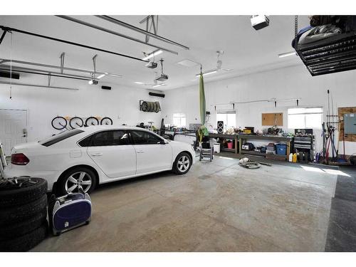 39328 Range Road 15, Rural Lacombe County, AB - Indoor Photo Showing Garage