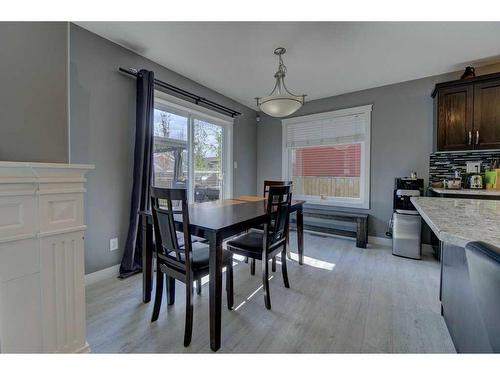 4825 Aspen Lakes Boulevard, Blackfalds, AB - Indoor Photo Showing Dining Room