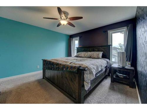 4825 Aspen Lakes Boulevard, Blackfalds, AB - Indoor Photo Showing Bedroom