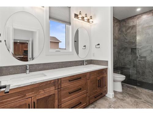 16 Vireo Avenue, Olds, AB - Indoor Photo Showing Bathroom