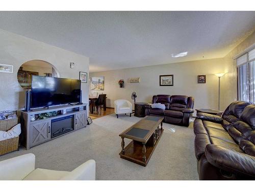 72 Norton Avenue, Red Deer, AB - Indoor Photo Showing Living Room