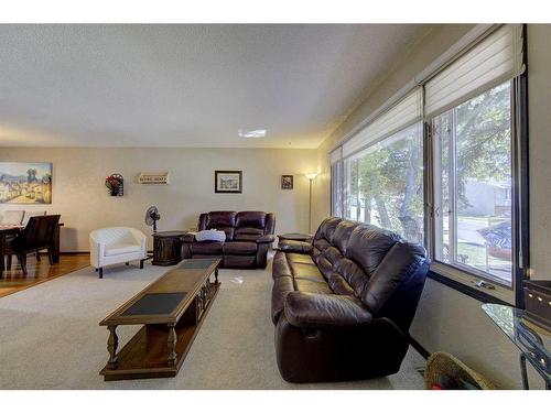 72 Norton Avenue, Red Deer, AB - Indoor Photo Showing Living Room