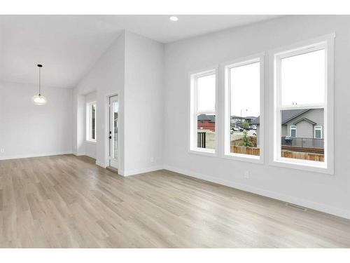 50 Larose Crescent, Red Deer, AB - Indoor Photo Showing Other Room