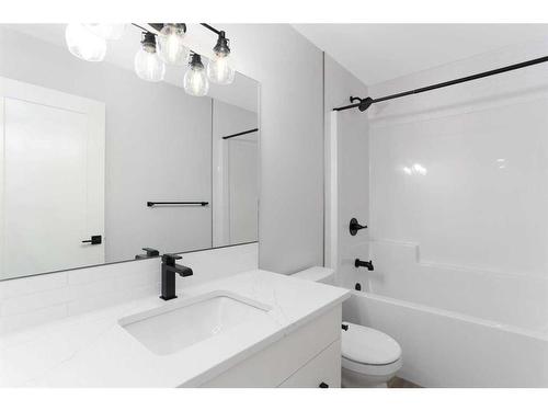 50 Larose Crescent, Red Deer, AB - Indoor Photo Showing Bathroom