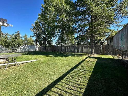 5916 42 Avenue, Stettler, AB - Outdoor