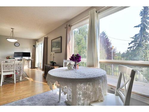 29 Grand Park Crescent, Camrose, AB - Indoor Photo Showing Dining Room