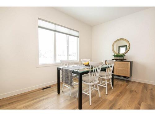 140 Emerald Drive, Red Deer, AB - Indoor Photo Showing Dining Room