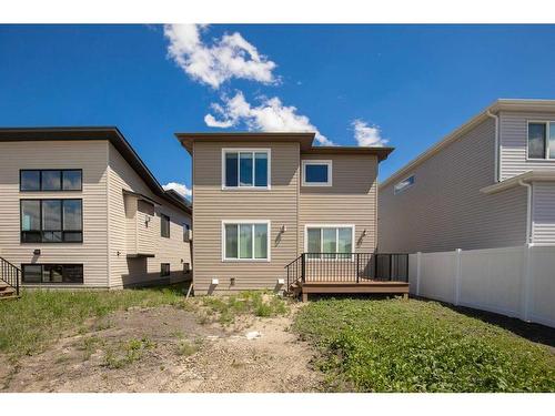 140 Emerald Drive, Red Deer, AB - Outdoor