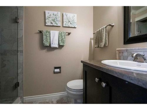 4211 59 Street Close, Camrose, AB - Indoor Photo Showing Bathroom