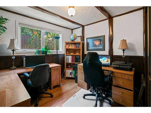 4211 59 Street Close, Camrose, AB - Indoor Photo Showing Office