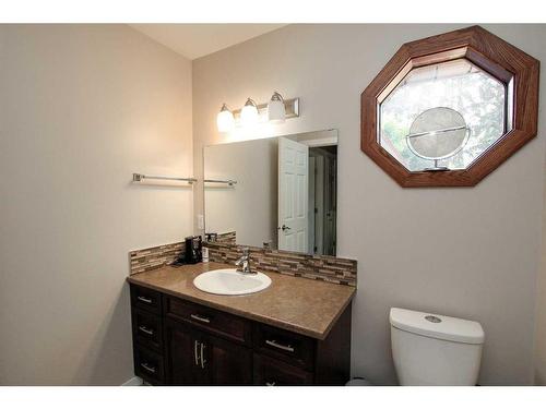 36370 Range Road 265, Rural Red Deer County, AB - Indoor Photo Showing Bathroom