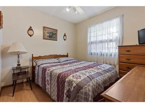 47159 833 Highway, Rural Camrose County, AB - Indoor Photo Showing Bedroom