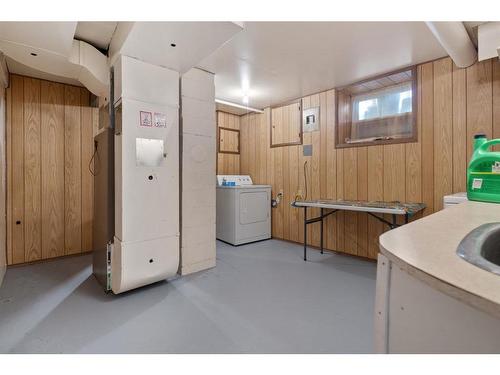 47159 833 Highway, Rural Camrose County, AB - Indoor Photo Showing Laundry Room