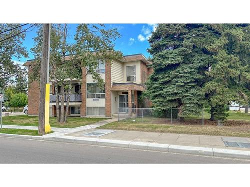 101-303-4642 49 Street, Red Deer, AB 