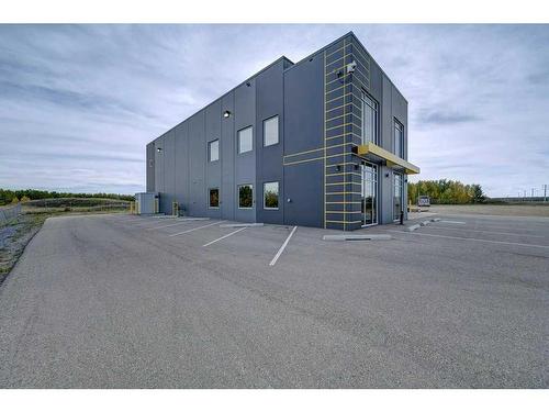 29 Charles Industrial Way, Sylvan Lake, AB 