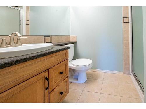 23 Victor Close, Red Deer, AB - Indoor Photo Showing Bathroom