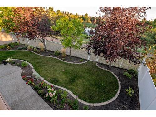 23 Victor Close, Red Deer, AB - Outdoor