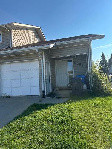 5007 53 Street, Rocky Mountain House, AB - Outdoor