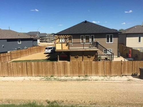 632 Bankview Drive, Drumheller, AB - Outdoor