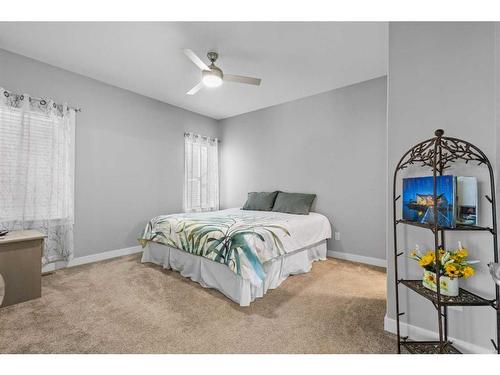 7082-35468 Range Road 30, Rural Red Deer County, AB - Indoor Photo Showing Bedroom