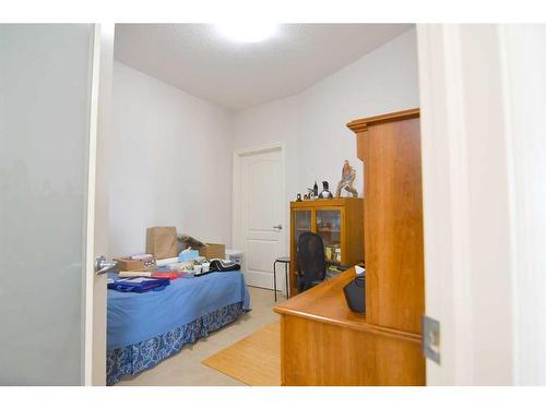 425-6 Michener Boulevard, Red Deer, AB - Indoor Photo Showing Other Room