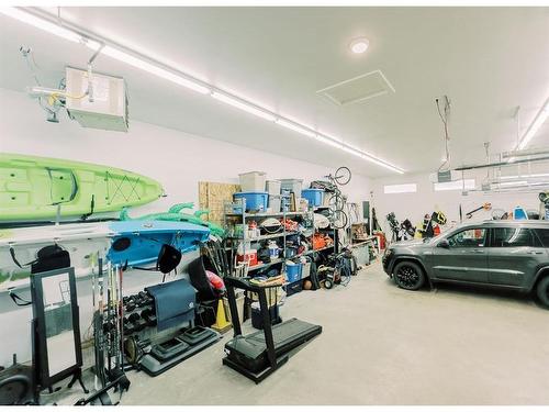 133 Lakeshore Drive, Rural Camrose County, AB - Indoor Photo Showing Garage