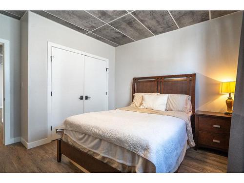 133 Lakeshore Drive, Rural Camrose County, AB - Indoor Photo Showing Bedroom