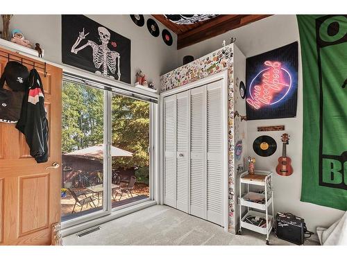 63 Warbler Close, Half Moon Bay, AB - Indoor Photo Showing Other Room